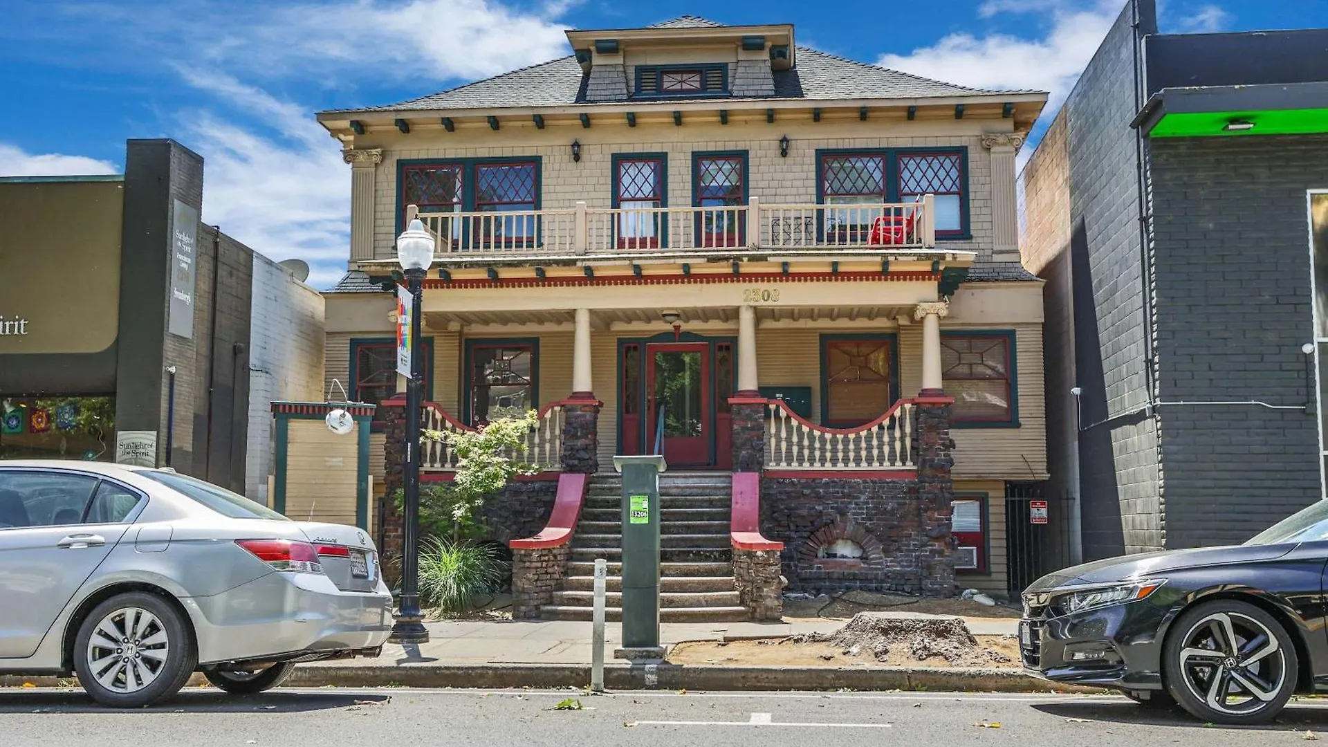 Barbiecore Dream Pad In Sacramento United States